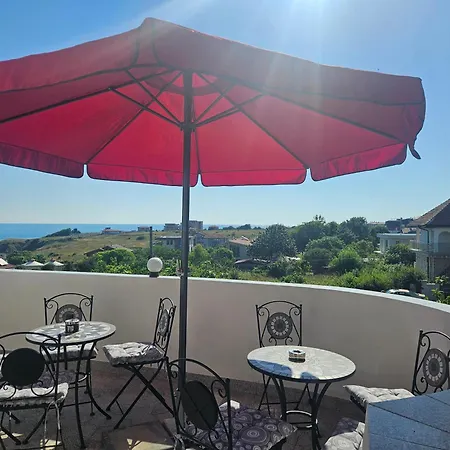кула Casa de hóspedes Sinemoretz
