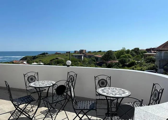 кула * Szinemorec